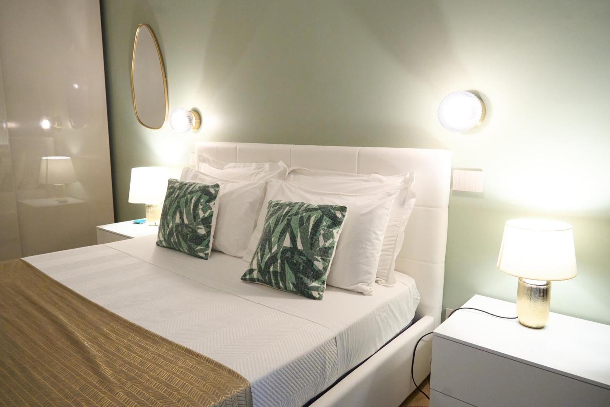 Trastevere Boutique With Gym And Steam Shower Рим Экстерьер фото