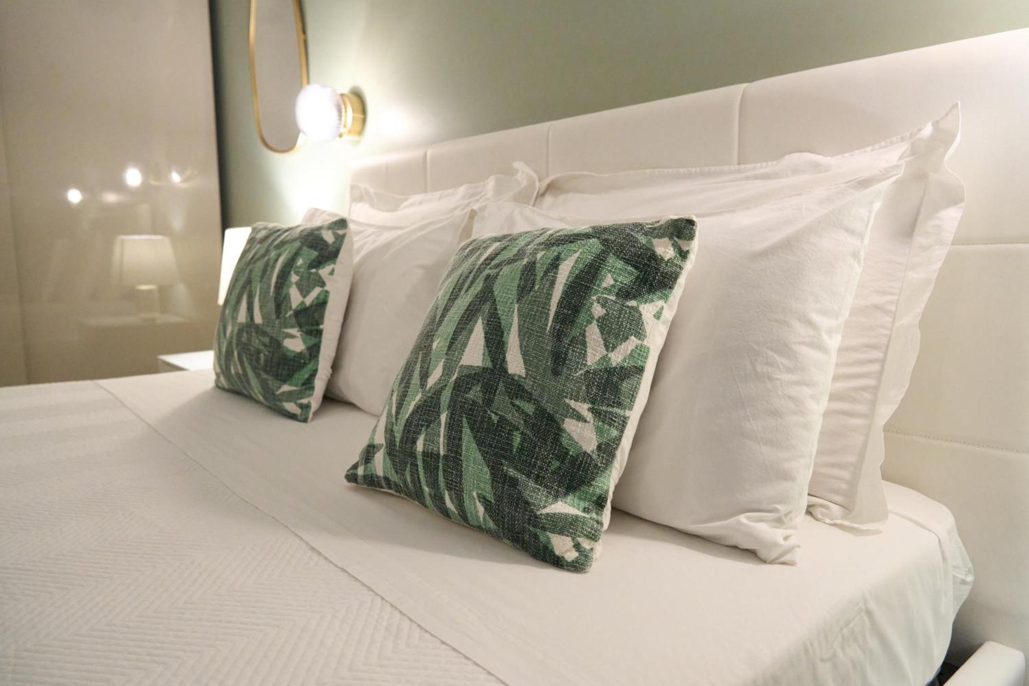 Trastevere Boutique With Gym And Steam Shower Рим Экстерьер фото